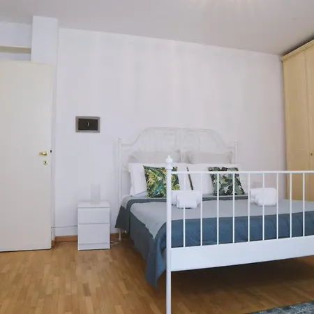 Parma Central Apartments アパート *