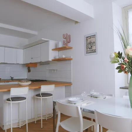 Parma Central Apartments アパート