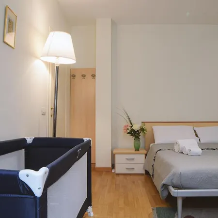 アパート Parma Central Apartments パルマ