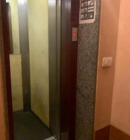 Parma Central Apartments パルマ