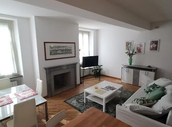 Parma Central Apartments Πάρμα