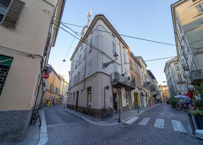 Parma Central Apartments Διαμέρισμα *