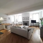 Parma Central Apartments * Парма